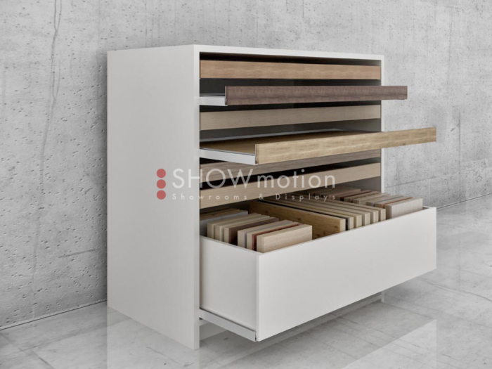 ShowMotion_MOTION 6 HP 1_cassettiera per pavimenti in legno